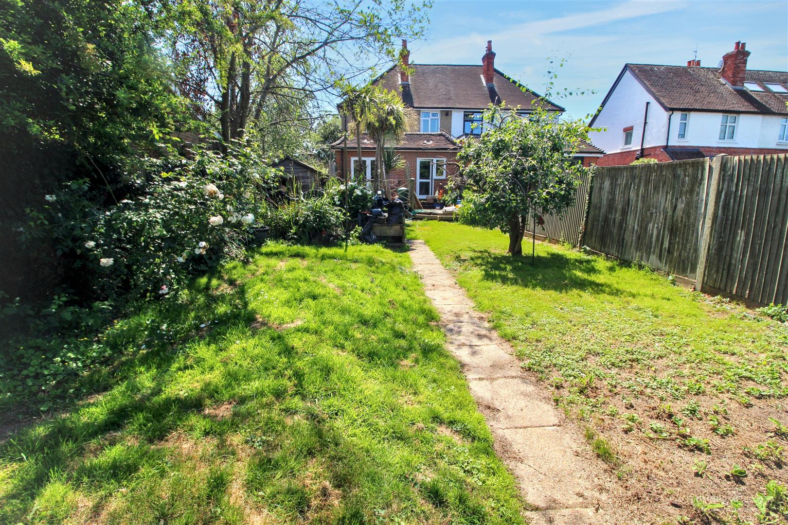 Beechwood Avenue, Tilehurst, Reading